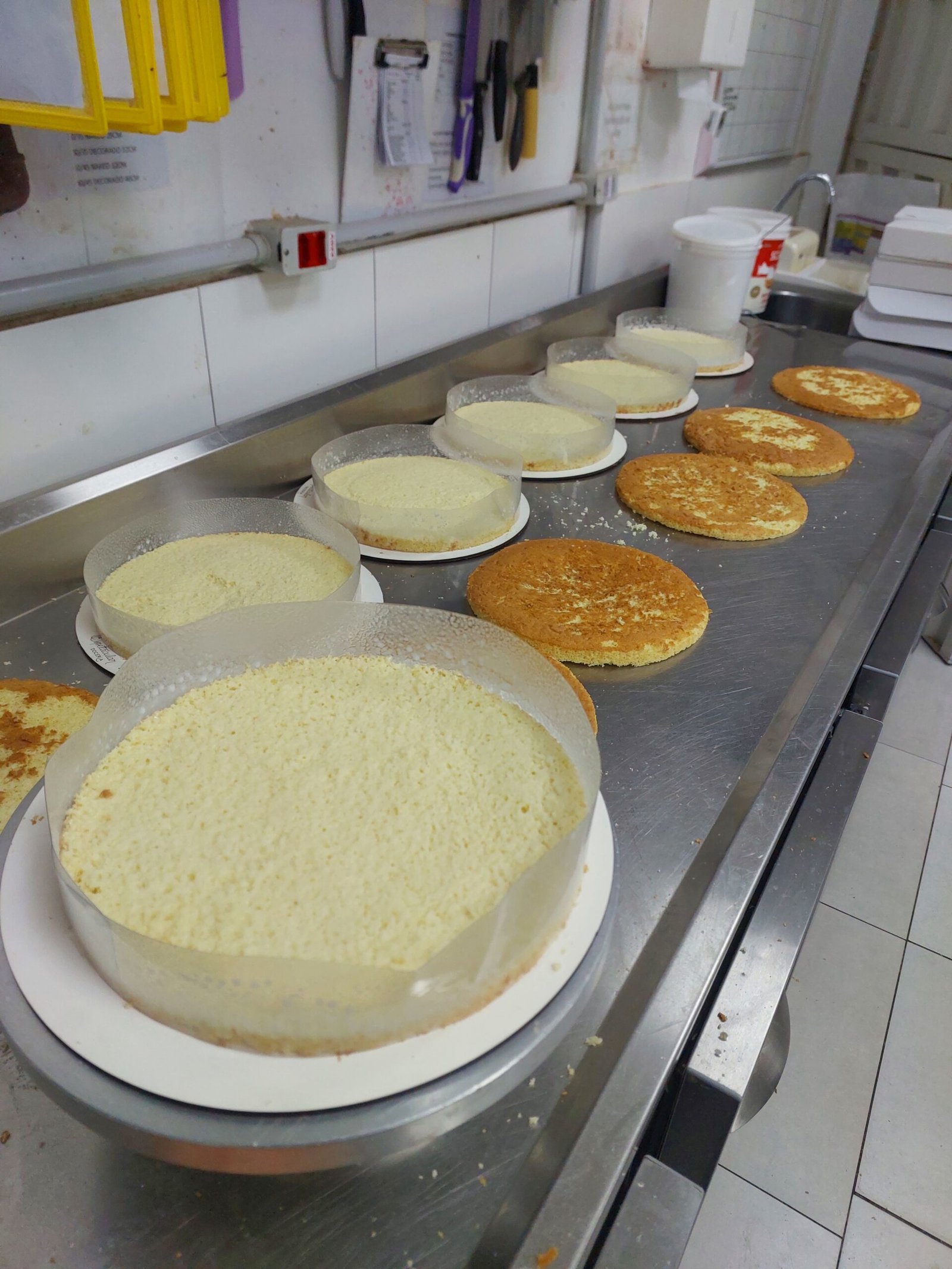 crumb coat no bolo