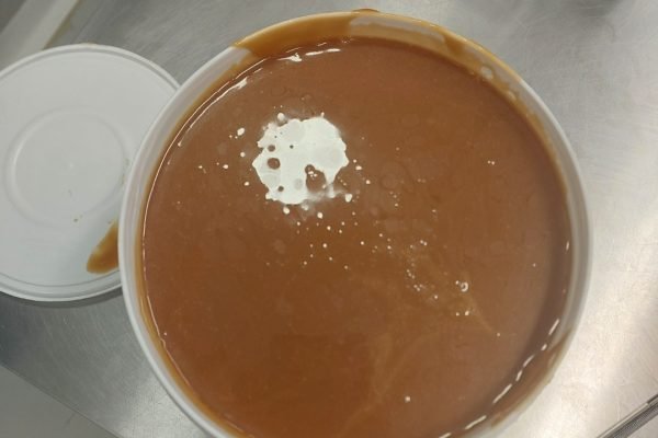 por que o caramelo cristaliza na panela
