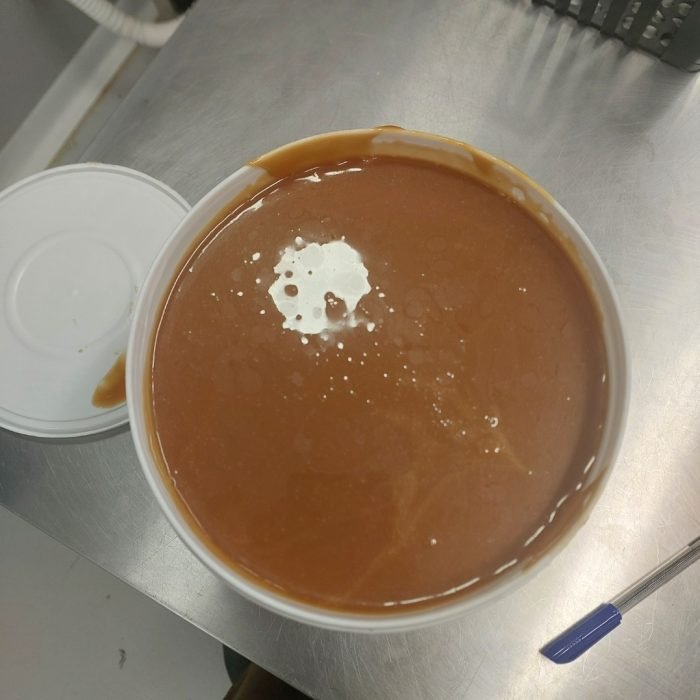 por que o caramelo cristaliza na panela